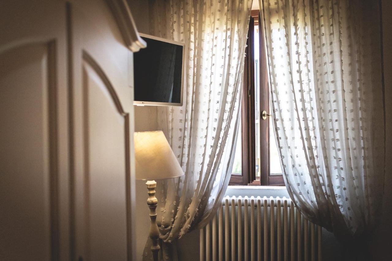 Gatto Rosso Bed and Breakfast Bolgheri Exterior foto